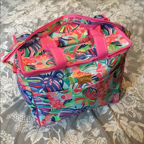 Lilly Pulitzer Handbags - Lily Pulitzer Insulated Tote - Exotic Garden